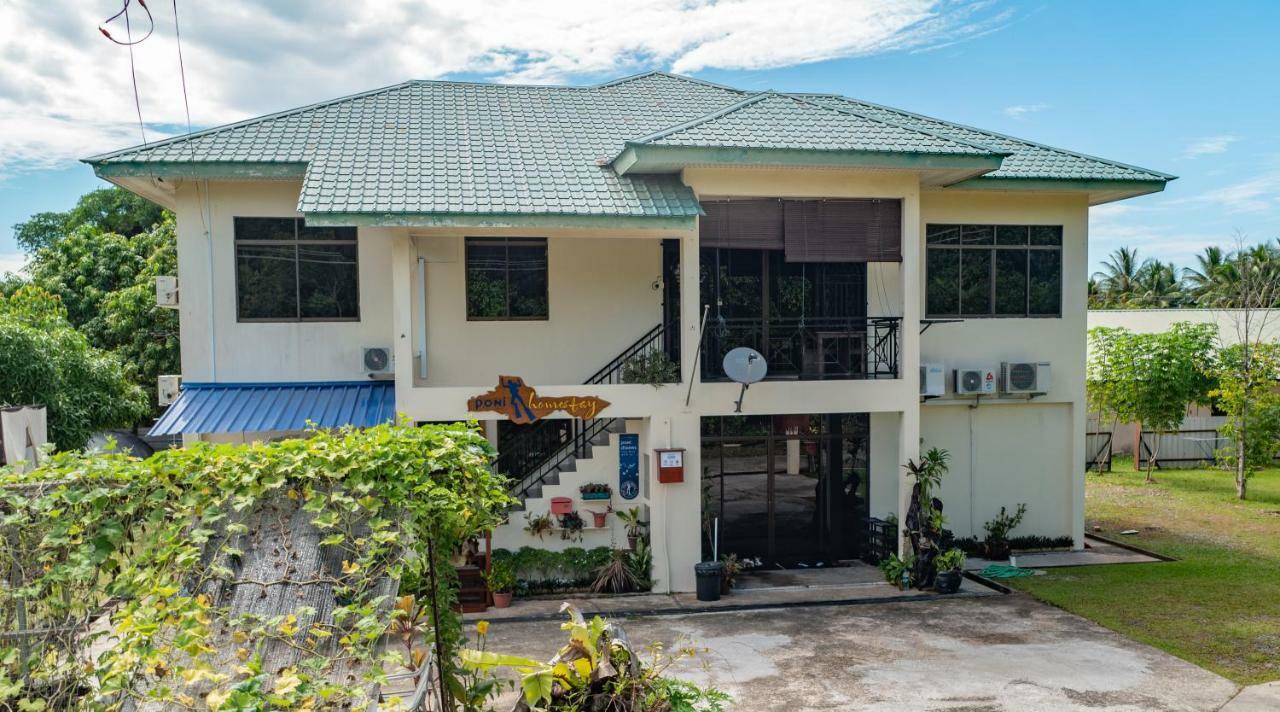 Poni Homestay Muara Extérieur photo